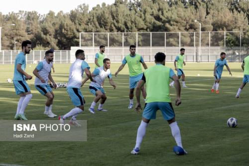 همدانی: اسکوچیچ باید ۴ ماه پیش برکنار می شد