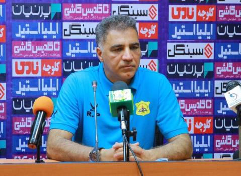 نیمکت توانمندی نداریم