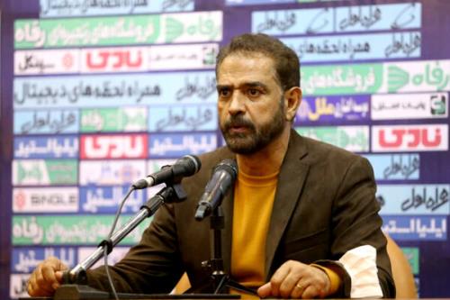 بازیکن خارجی شاغل در تیم های خارجی را مدنظر قرار داریم