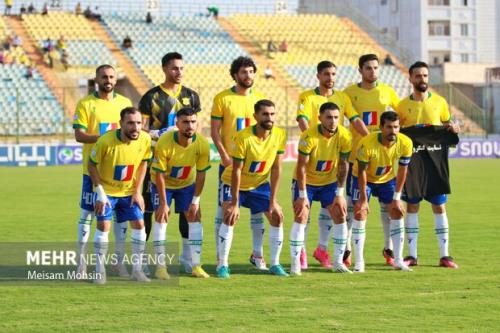 انتخابهای خارجی و ایرانی روی میز داریم