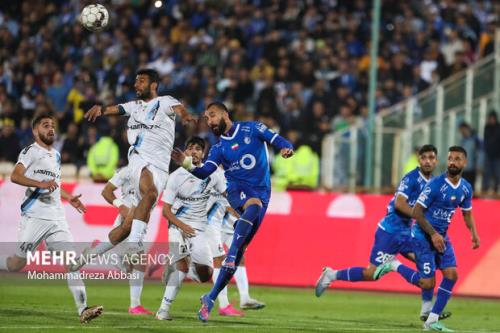 سر انجام اختلاف بین مدیرعامل و سرمربی استقلال چه می شود؟