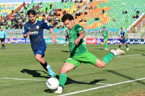 مدافع پیشین ذوب آهن به ملوان پیوست