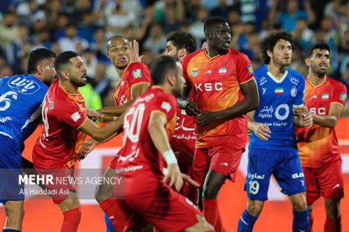 سقوط فولاد برای فوتبال ایران فاجعه بود