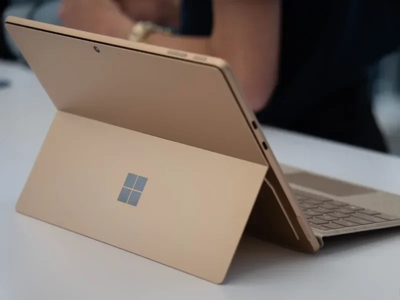 تفاوت سرفیس پرو 11 با سرفیس پرو 9 و 10 چیست؟