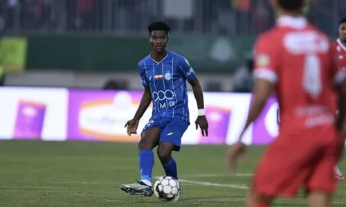 اندونگ هنوز بازیکن استقلال است