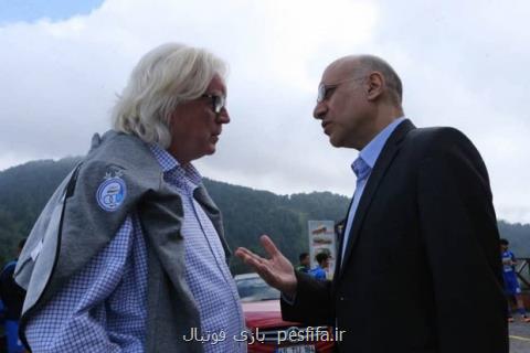 دادن جام به پرسپولیس بی تدبیری بود دادن جام به پرسپولیس بی تدبیری بود