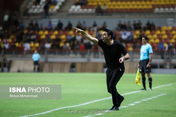 داور با ما دعوا داشت اما به پرسپولیسی ها می گفت عزیزم داور با ما دعوا داشت اما به پرسپولیسی ها می گفت عزیزم